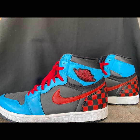 Custom Air Jordan 1 Retro High OG - Picture 9 of 13